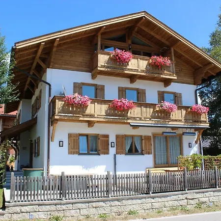 Buerger Апартаменты